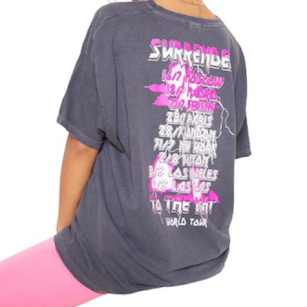 [PLT] World Tour Surrender Graphic Washed T Shirt - Picture 2 of 6